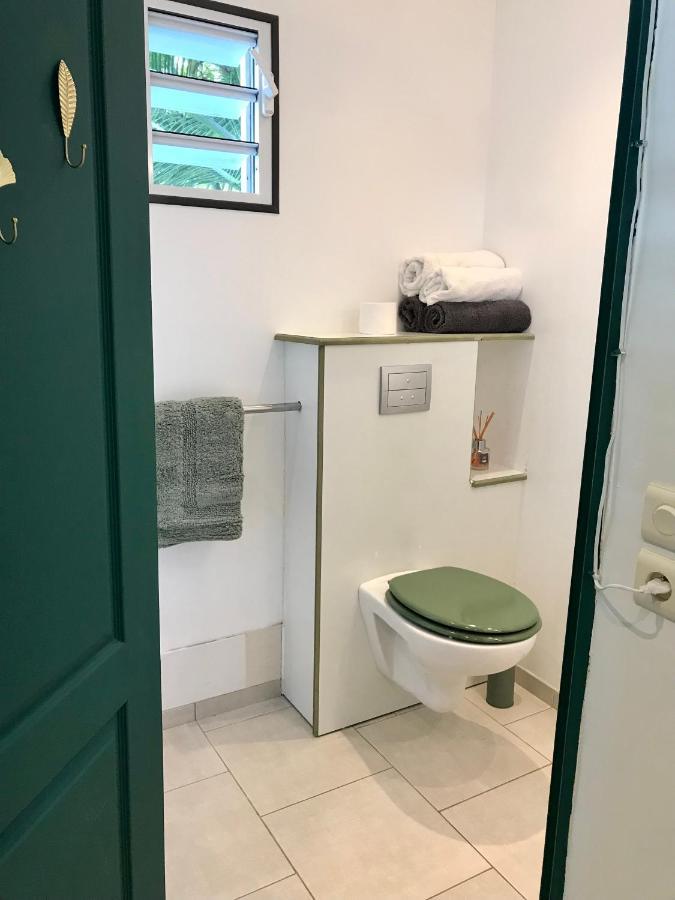 Gites le petit voyageur Sainte-Anne  Extérieur photo